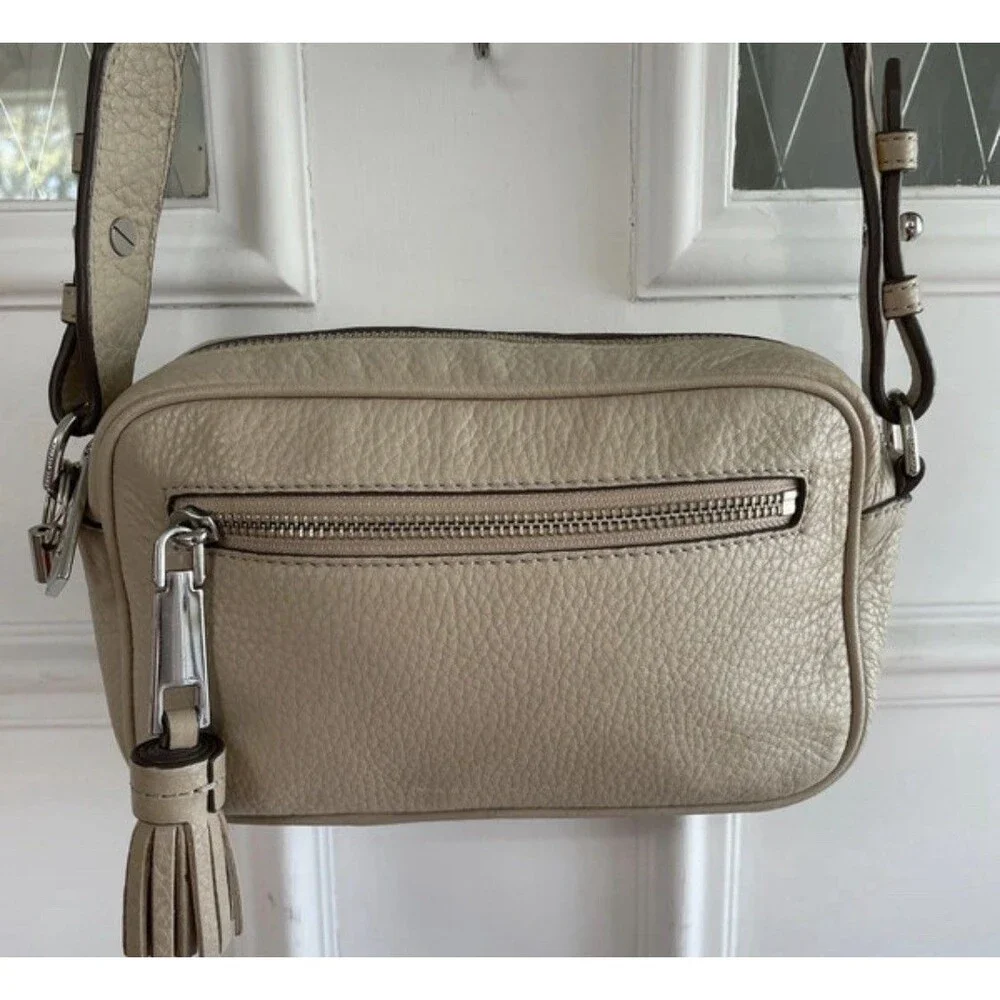 Marc Jacob’s Taupe Leather Camera Bag, Foil Stamped Logo Crossbody COA Included.